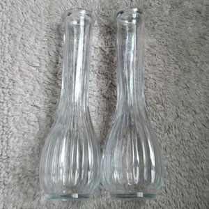 Set of 2 vintage vases